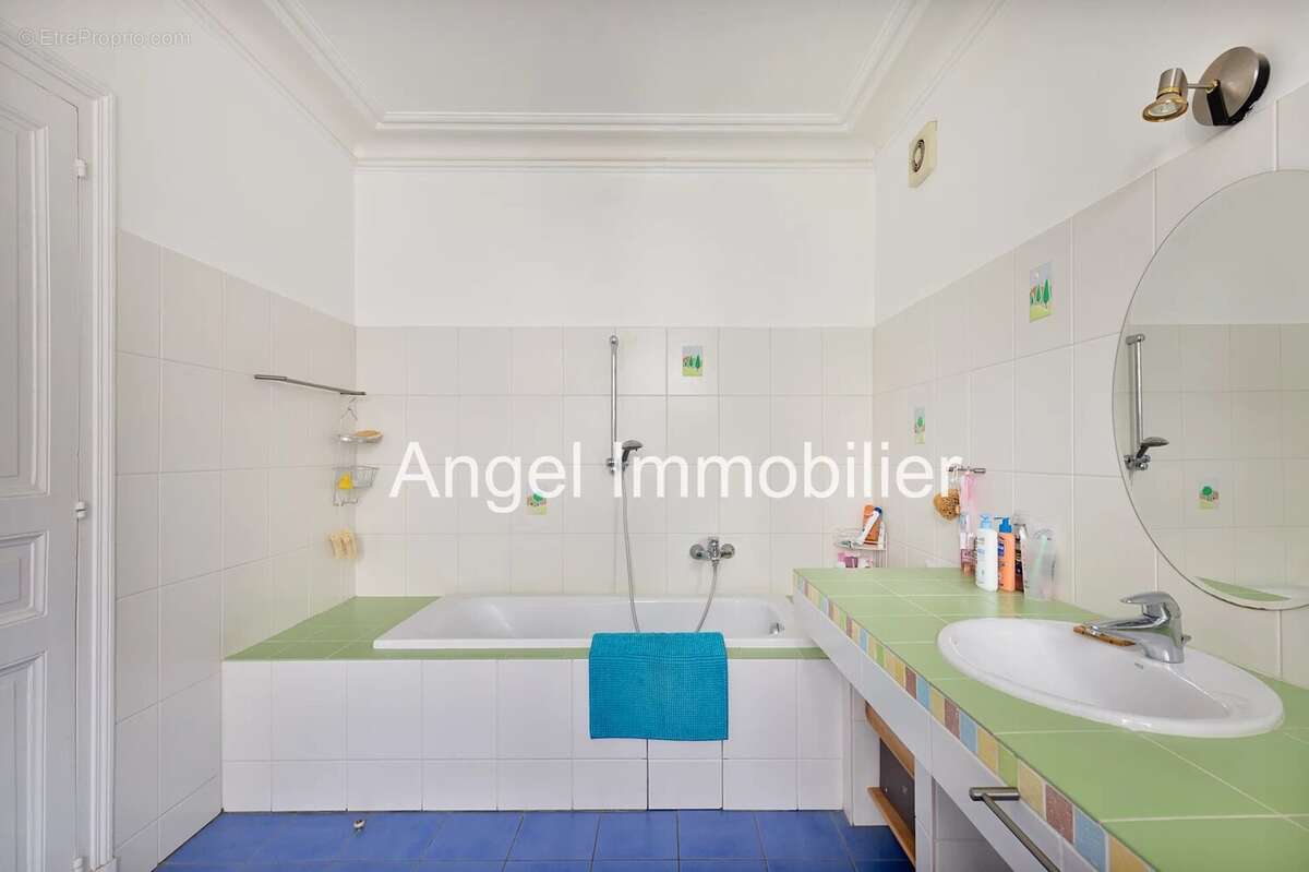 Maison à SAINT-MANDE