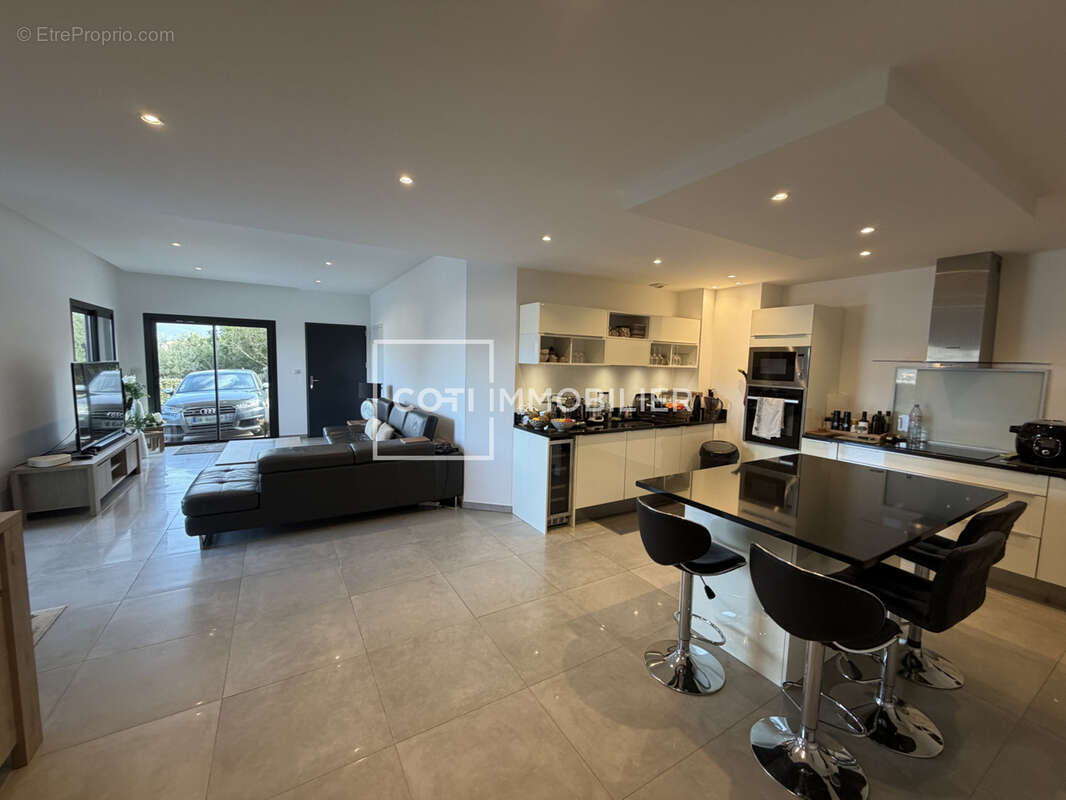 Appartement à PROPRIANO