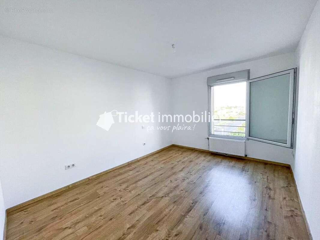 Appartement à CORNEBARRIEU