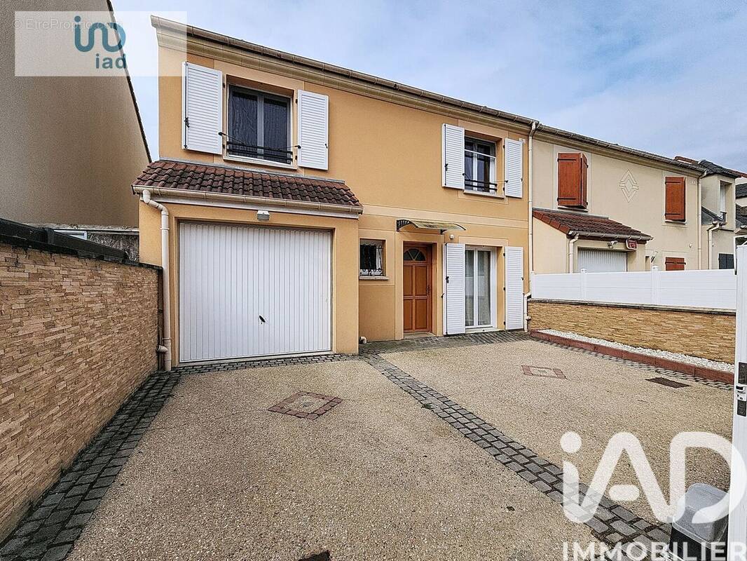 Photo 1 - Maison à EGLY