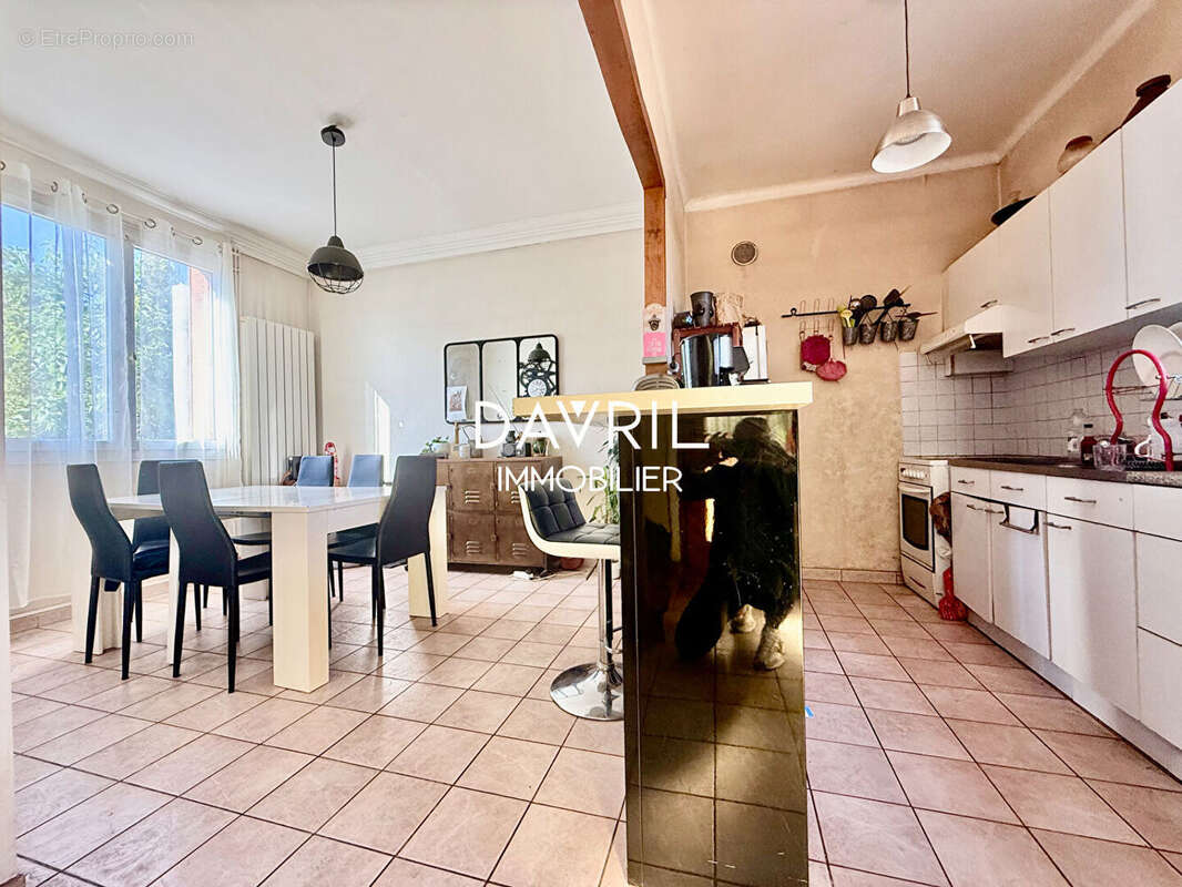 Maison à CONFLANS-SAINTE-HONORINE