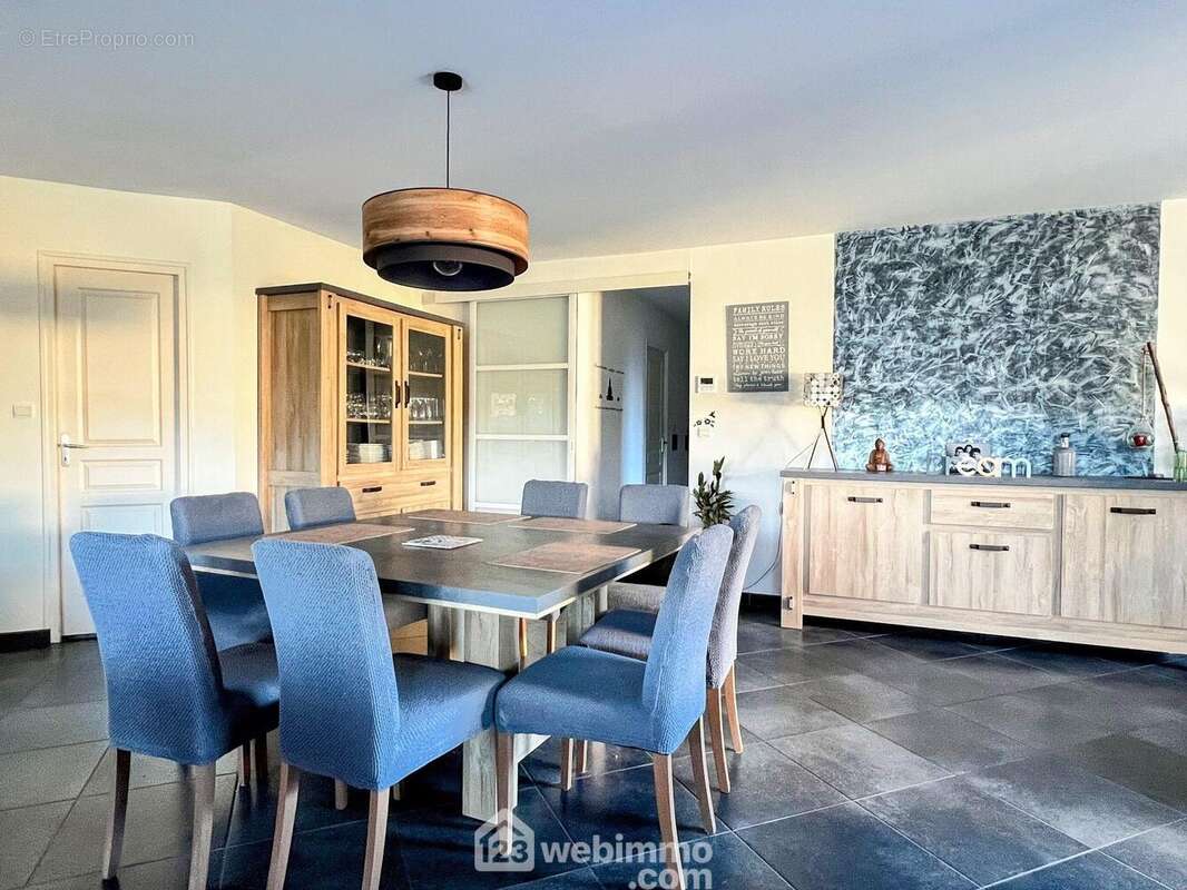 Maison 165 m² à Saint-Martin-Du-Fouilloux  - photo 49