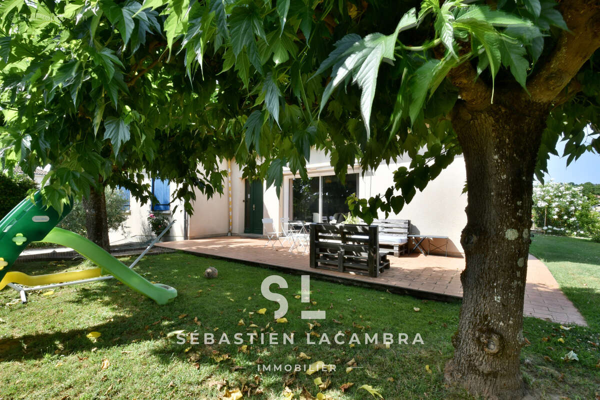 Maison à LESCURE-D&#039;ALBIGEOIS