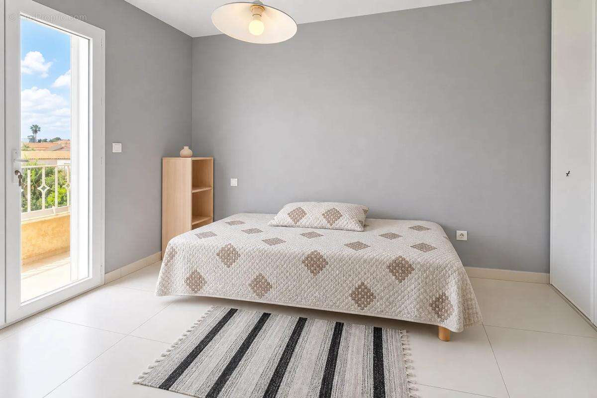 Grande Maison Louée 7 Pièces à Villelongue - photo 13