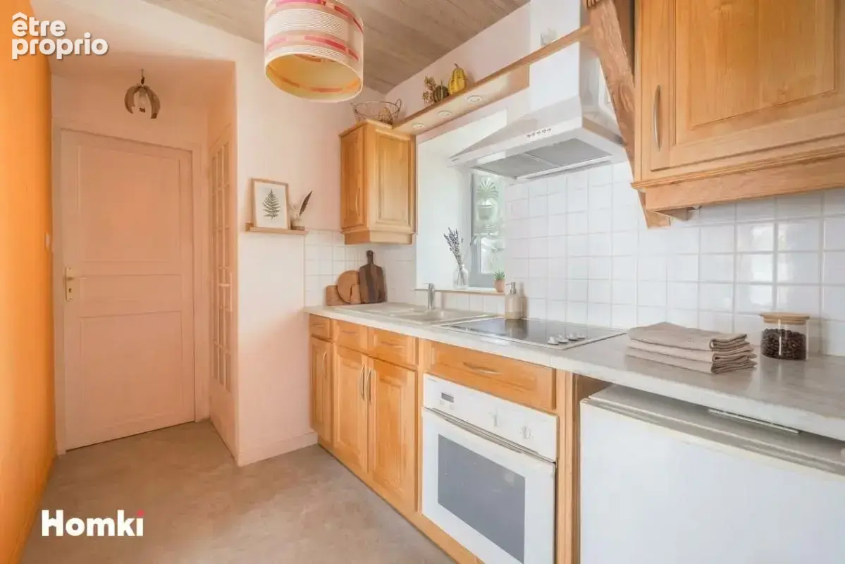 Maison/Villa T7 de 187 m² à Donzère 26290 - photo 10
