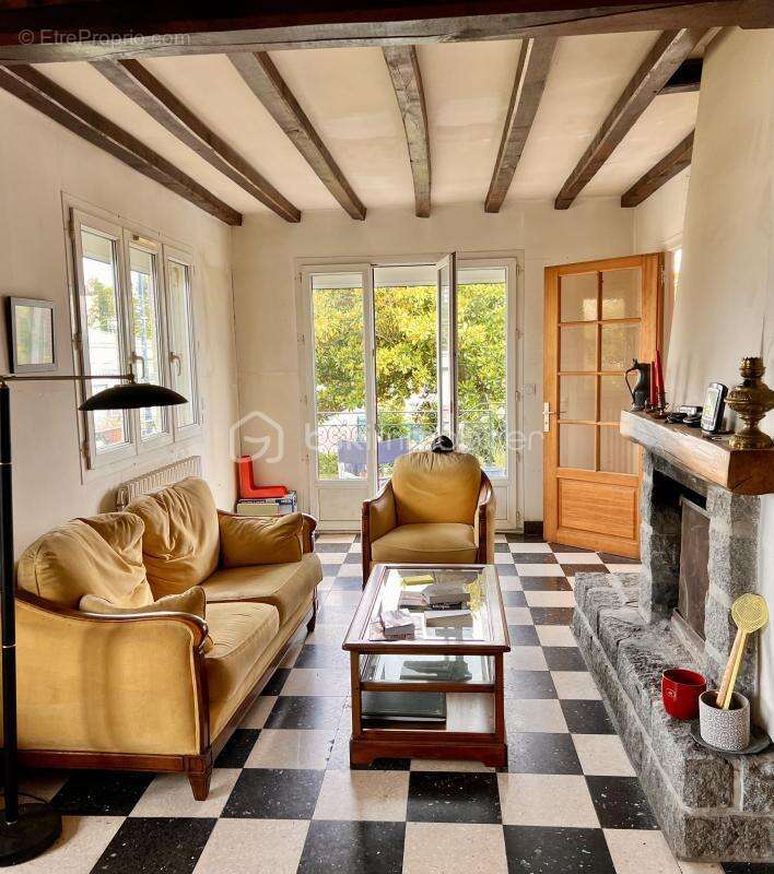 Maison à BREHAL