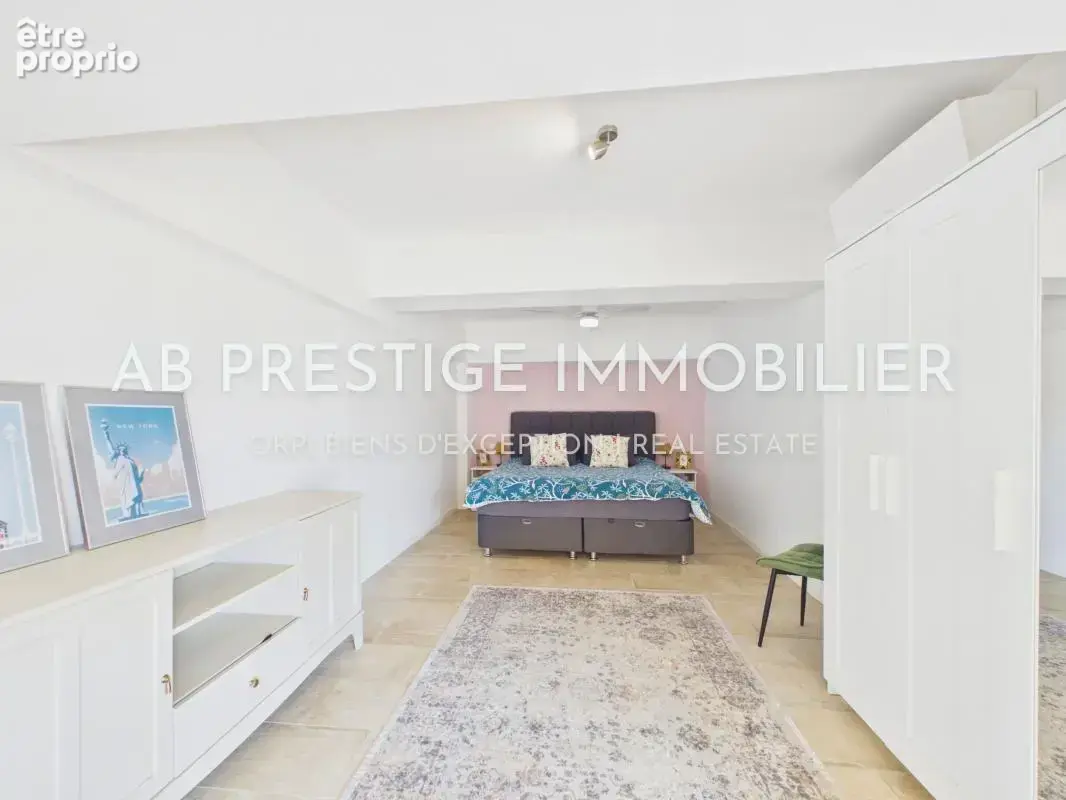 Propriété de charme - calme absolu - domaine rénové - piscine d'exception - idéal grande famille ou projets de chambres d'hôtes  - photo 42