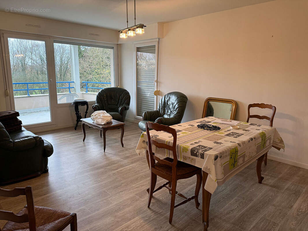 Appartement à SAINT-JACQUES-DE-LA-LANDE