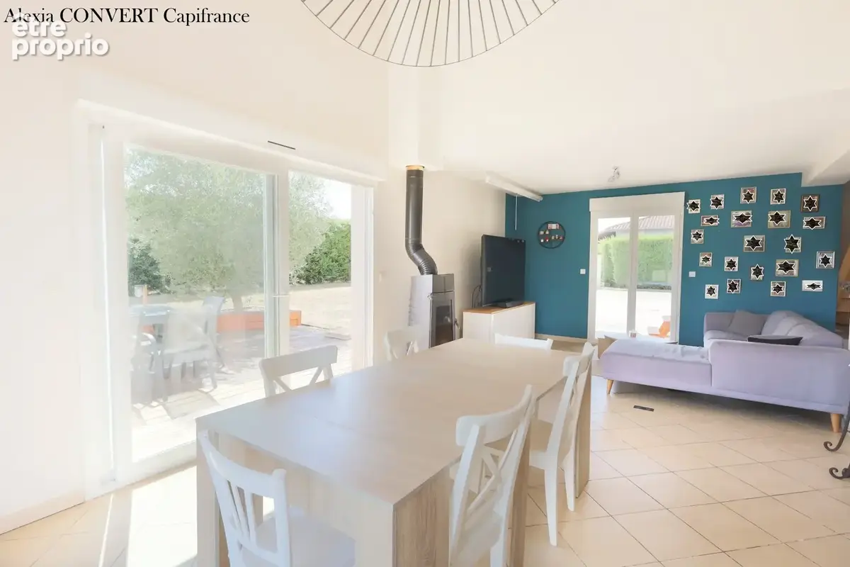 Maison familiale 5 pièces 135m² + terrain 1200m² CURTAFOND - photo 7