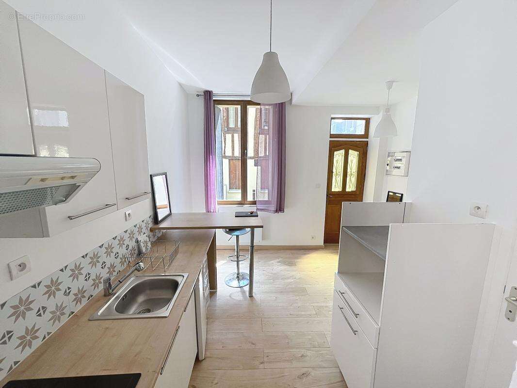 Studio avec chambre séparée à vendre à Rouen centre-ville - photo 5