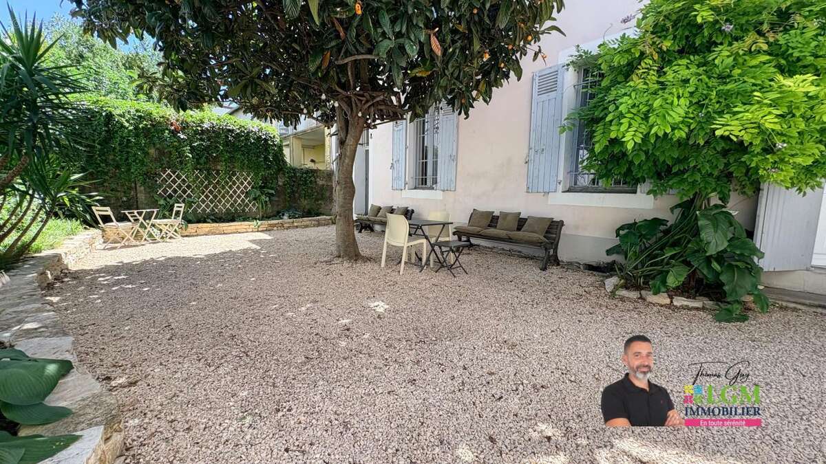 Maison de Maître À Vendre - photo 11