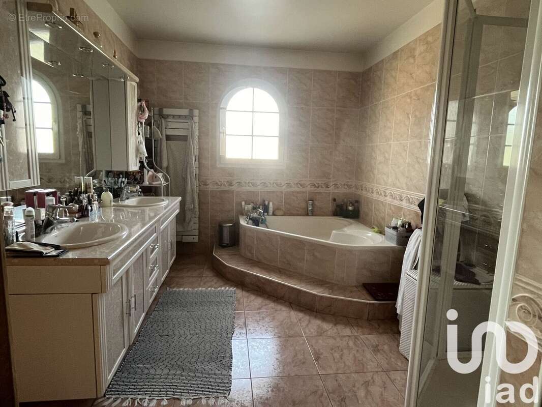 Photo 6 - Maison à PONT-SUR-YONNE