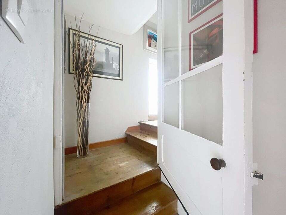 Maison à LOUVIGNY