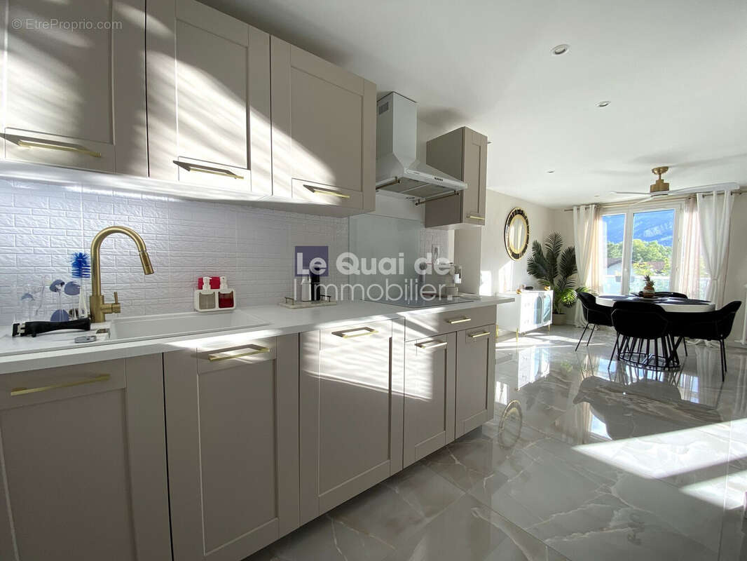 Appartement à SAINT-EGREVE