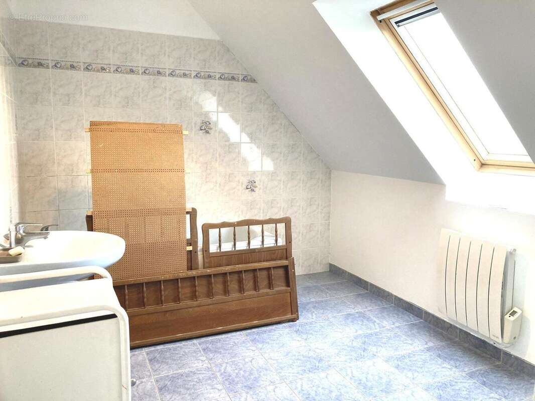 Maison à CHAUFOUR-NOTRE-DAME