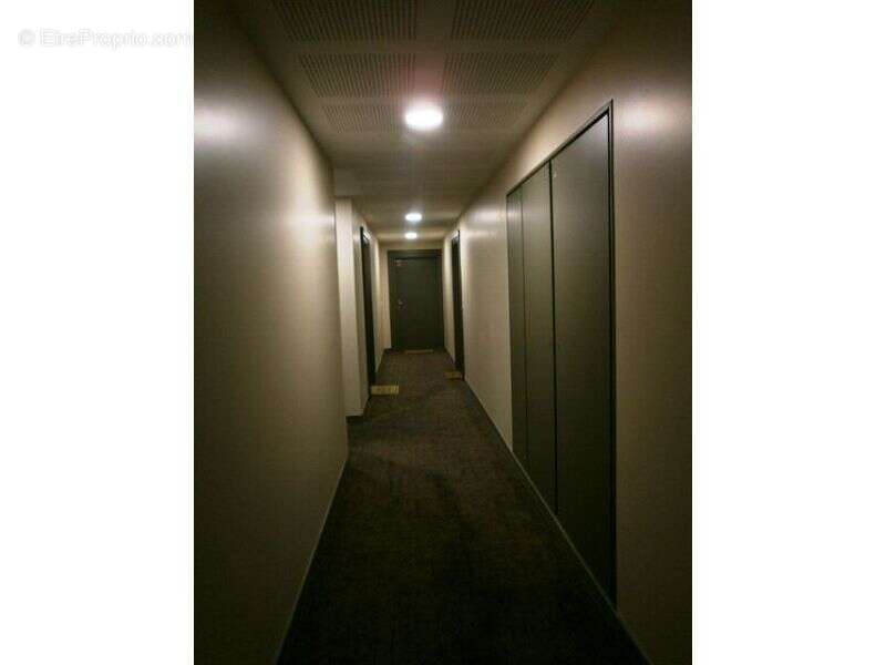 Appartement à VAUJOURS