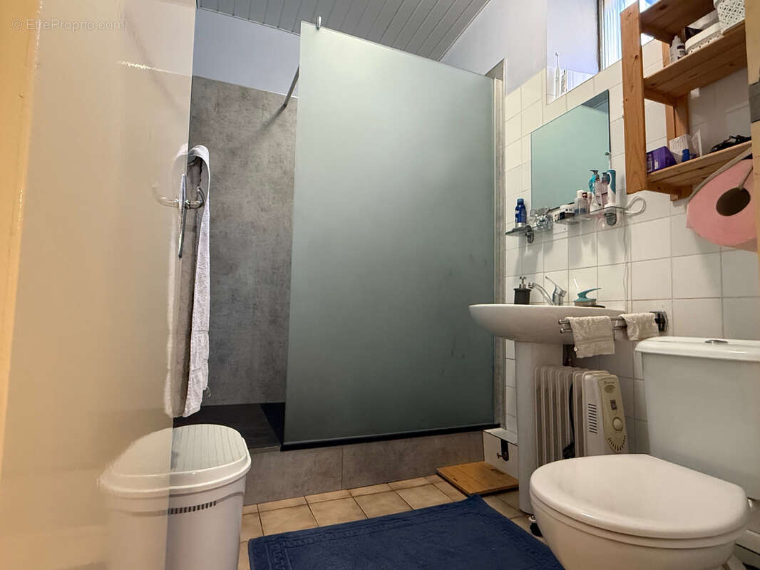 Maison à GOUTTIERES