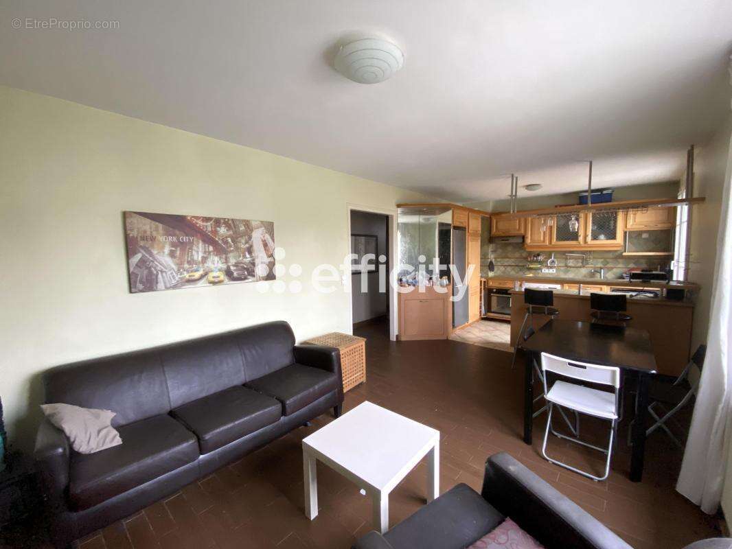 Appartement à NEUILLY-PLAISANCE