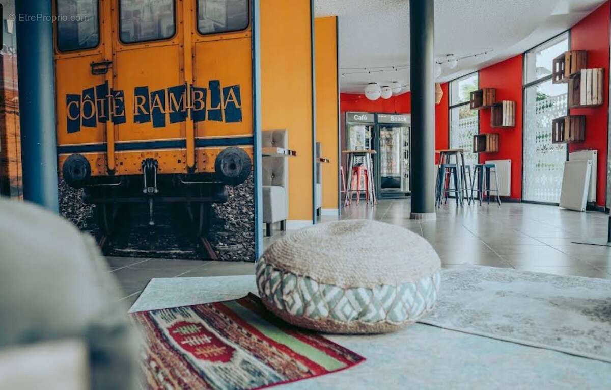 INVESTISSEMENT LOCATIF  Montpellier  Résidence étudiante Lokora Montpellier Rambla - 5,7 % de rentabilité - photo 9