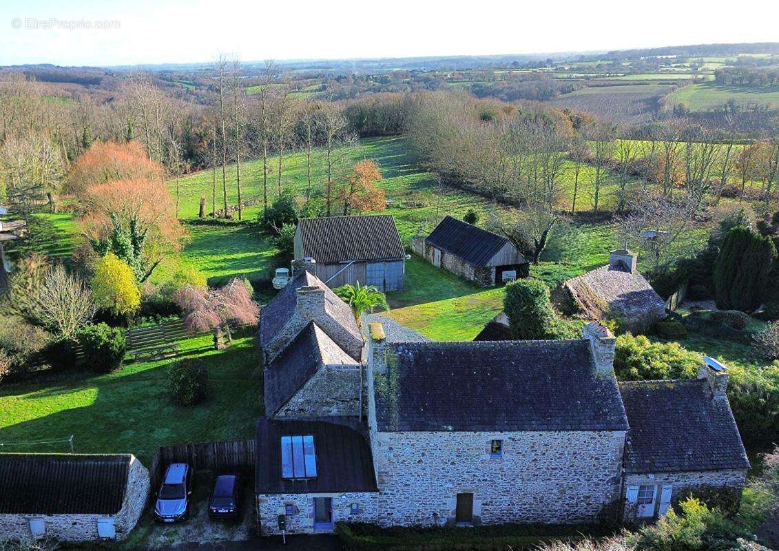 Maison à PLOUEZOC'H