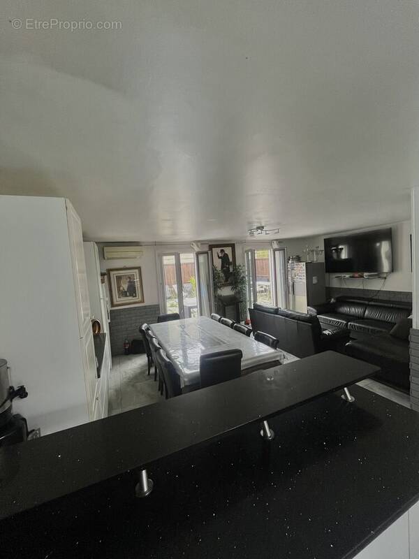 Photo 1 - Maison à AUBERVILLIERS