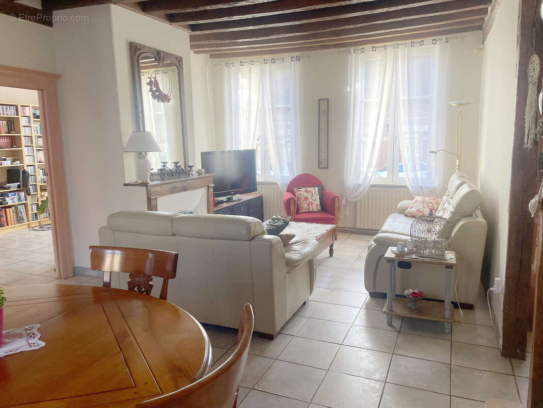 Maison à NOAILLES