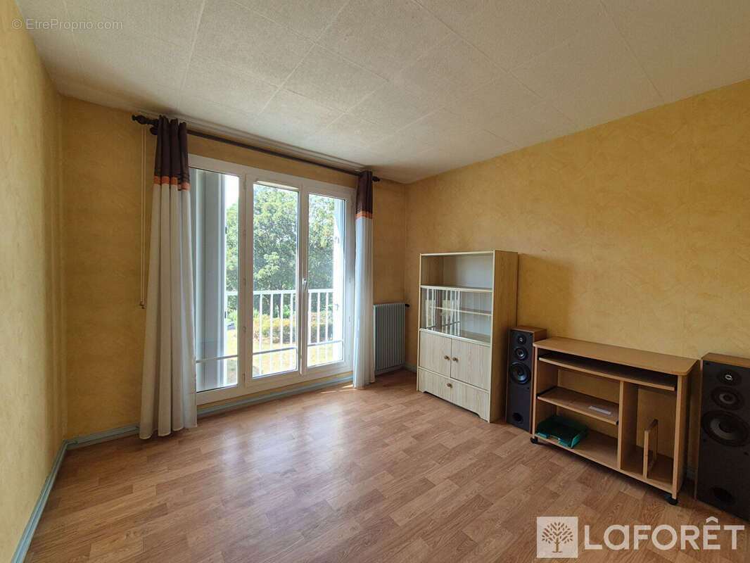 Appartement à VILLEBON-SUR-YVETTE