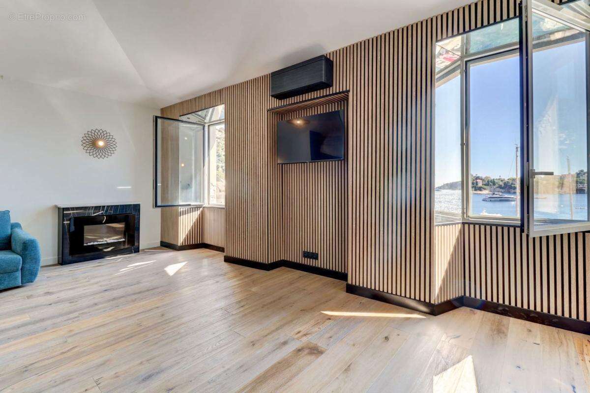 Superbe Appartement en Dernier Étage – Sublime Vue Mer - photo 2