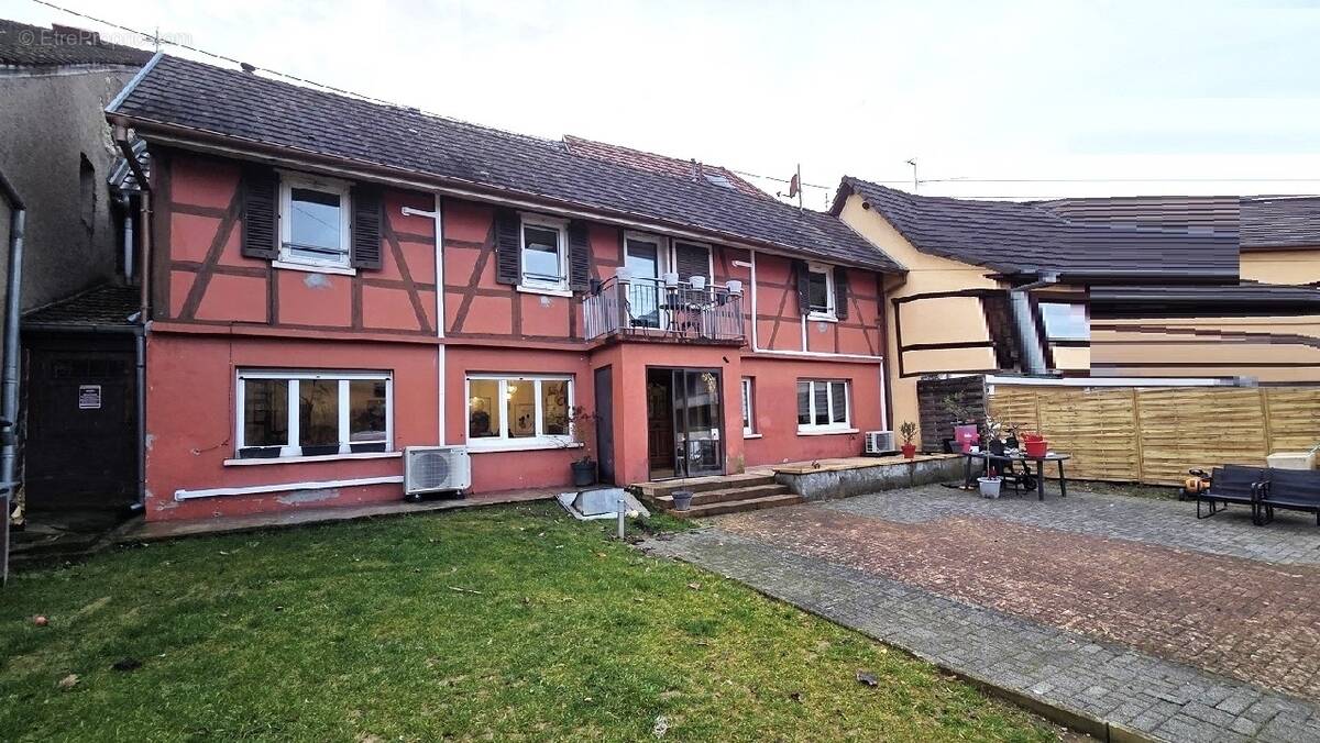 Maison à DANNEMARIE