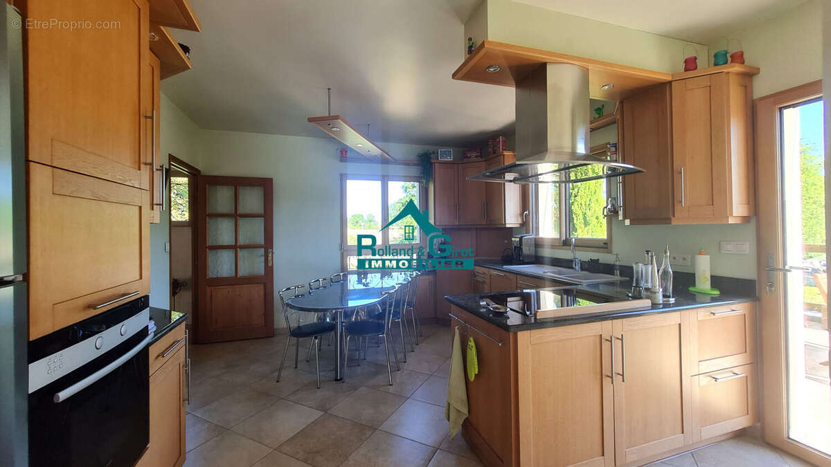 Maison à SAINT-JEAN-SUR-COUESNON