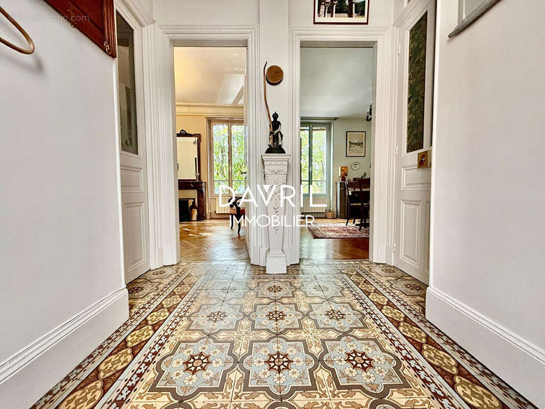 Maison à CONFLANS-SAINTE-HONORINE