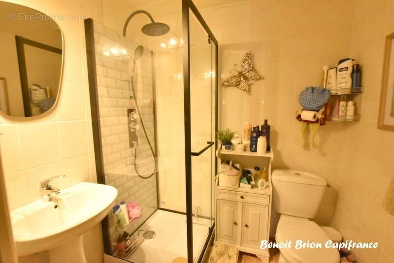 Maison à FOUGEROLLES-DU-PLESSIS