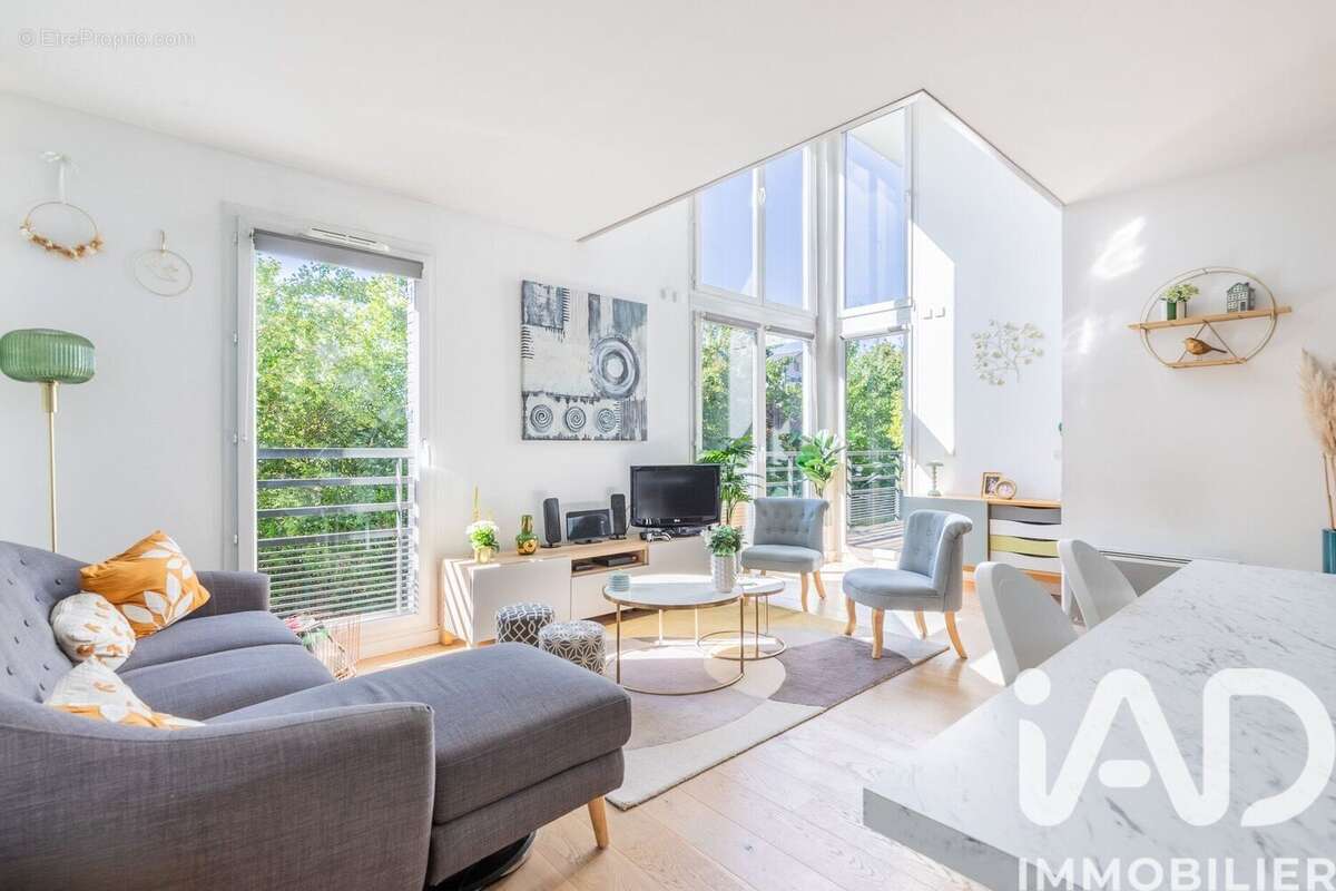 Photo 2 - Appartement à VILLENEUVE-LE-ROI