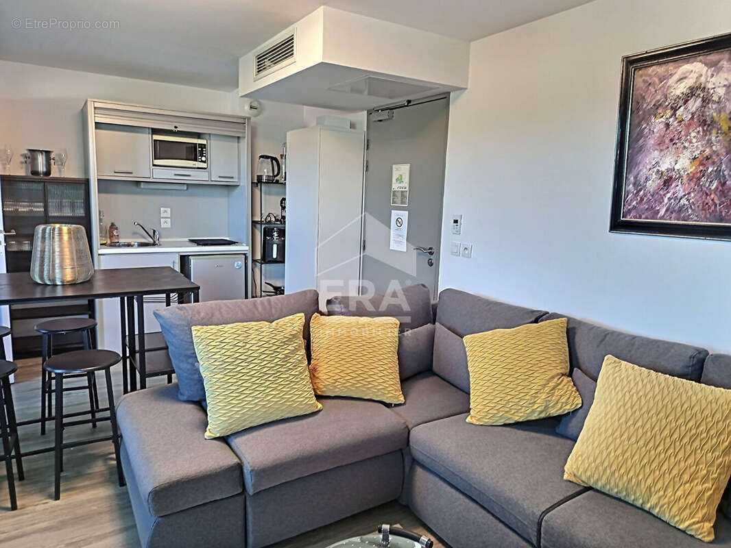 Appartement à CARRY-LE-ROUET