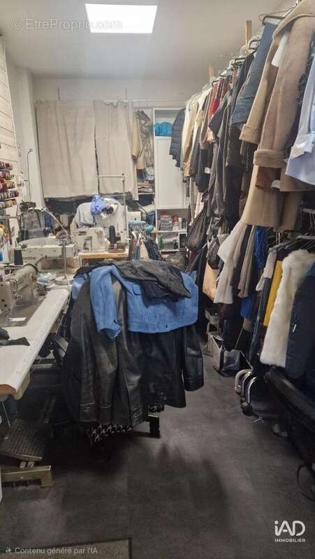 Photo 3 - Commerce à ANTONY