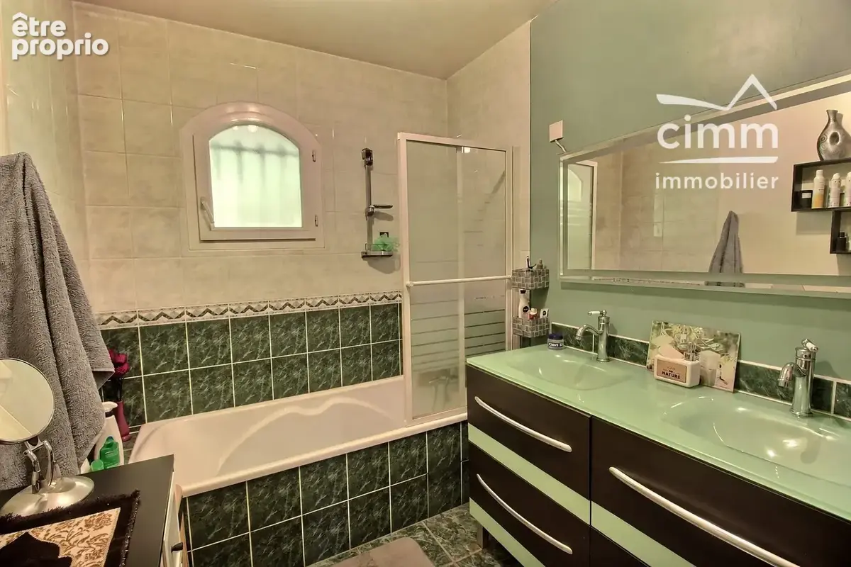Maison 4 pièces 102 m² à vendre à Viriville (38980) - photo 7