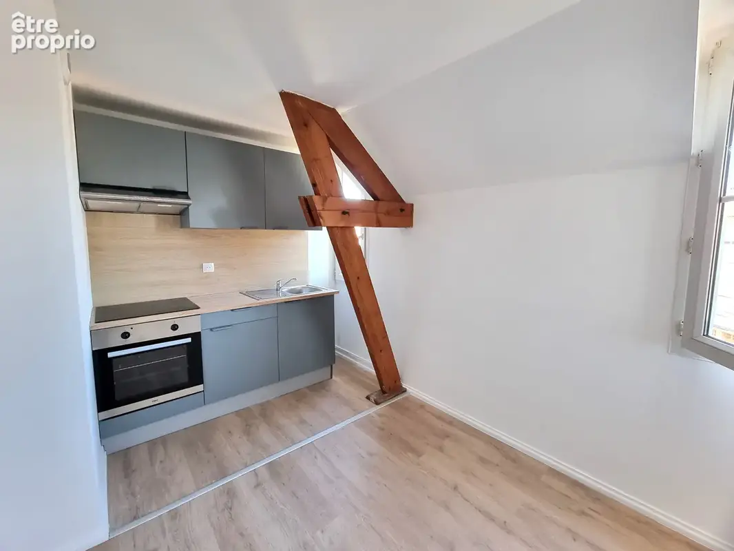 Melun centre ville - appartement studio refait a neuf - parking privatif - photo 2