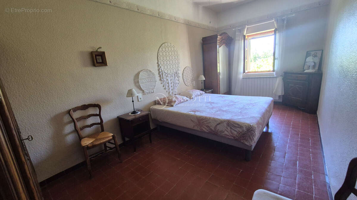 Cavaillon mas en campagne sur 9300 m² de terrain. - photo 16