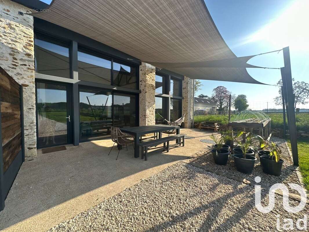 Photo 2 - Maison à JOUY-SUR-MORIN