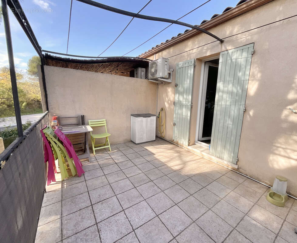 Appartement à PERTUIS