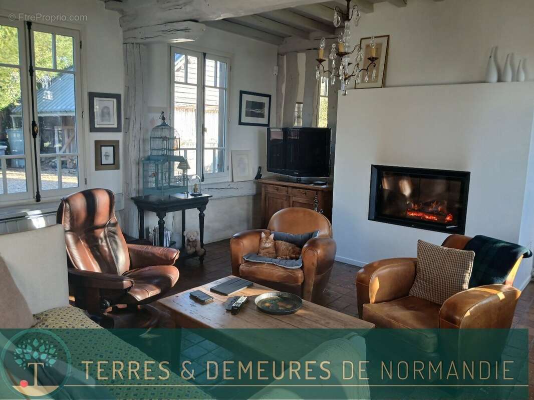 Maison à LE BEC-HELLOUIN