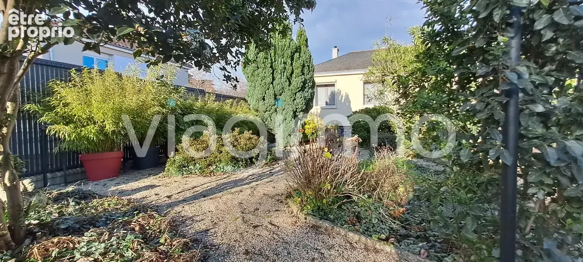 Vente a terme mauges-sur-loire  maison rénovée 192 m² - photo 11