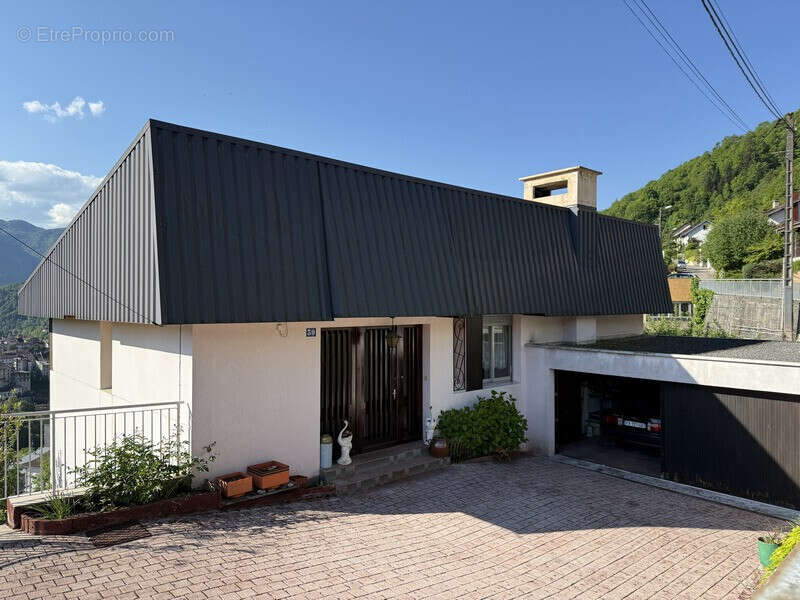 Maison à SAINT-CLAUDE