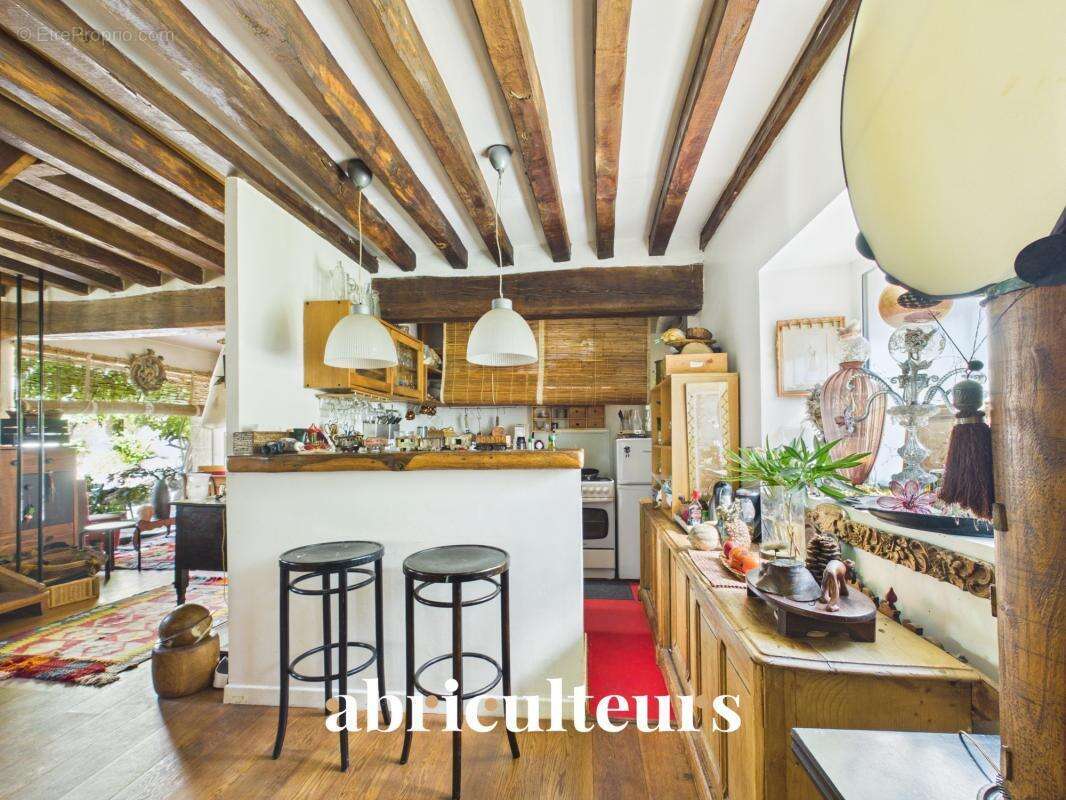 Maison Historique de Charme 103 m² – Cour Pavée & Terrasse – en vente à Le Pecq (78230) - photo 11