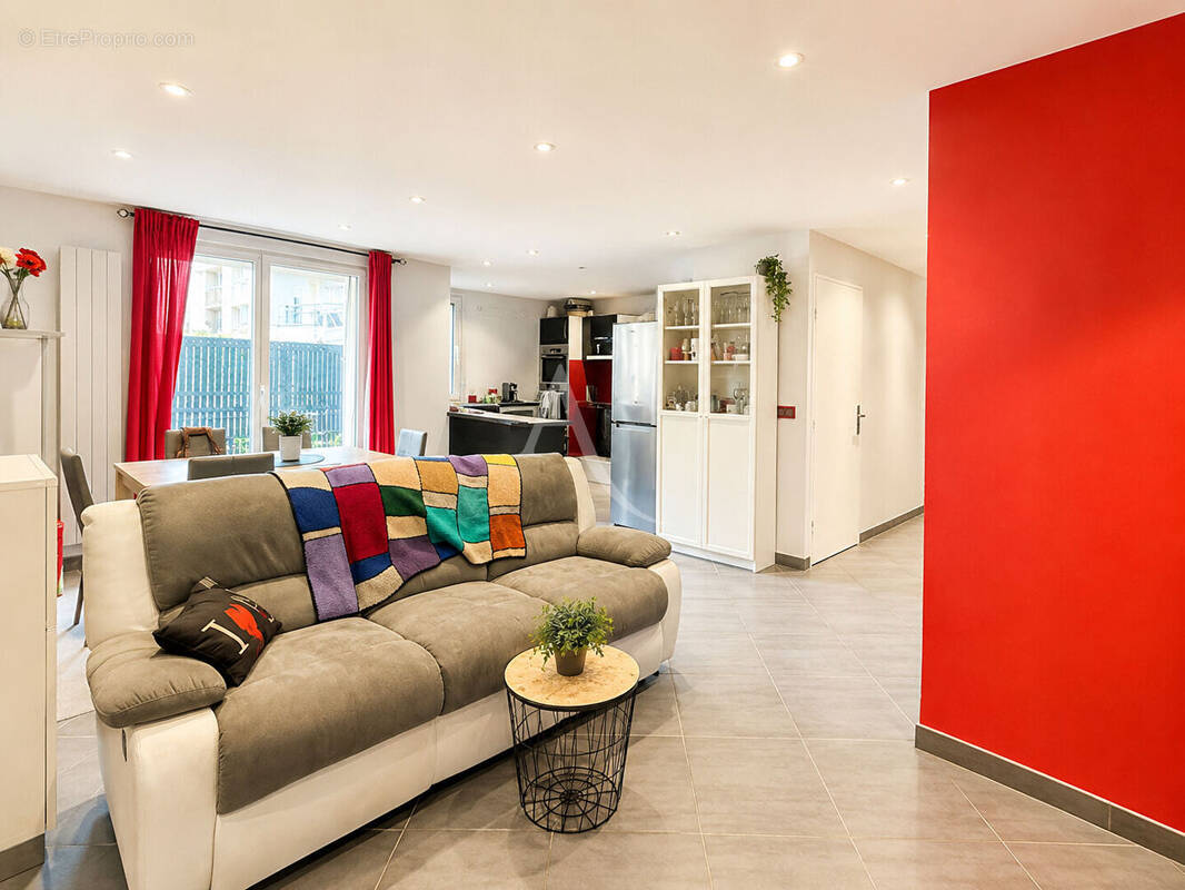 Appartement à TORCY