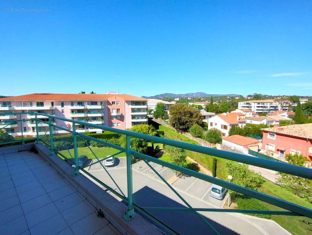 Appartement à SAINT-RAPHAEL