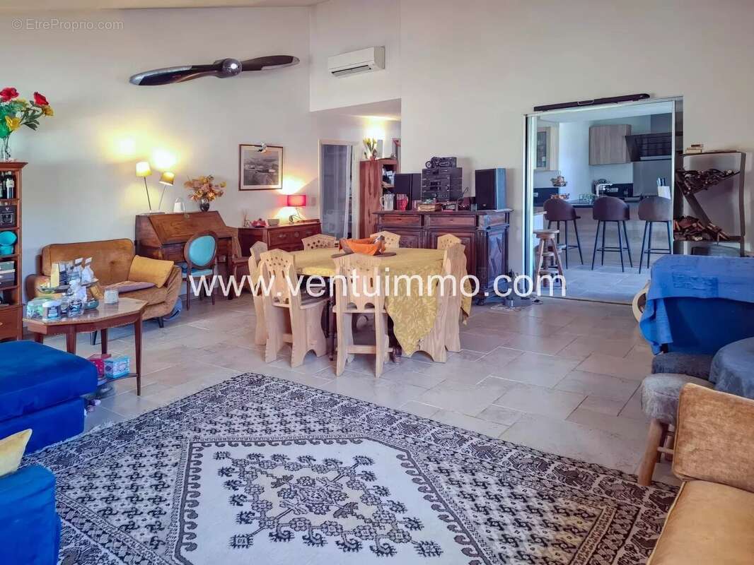 Maison à PEYMEINADE