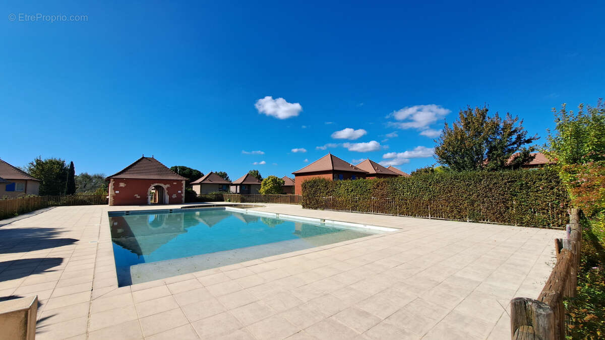 Appartement à PRAYSSAC