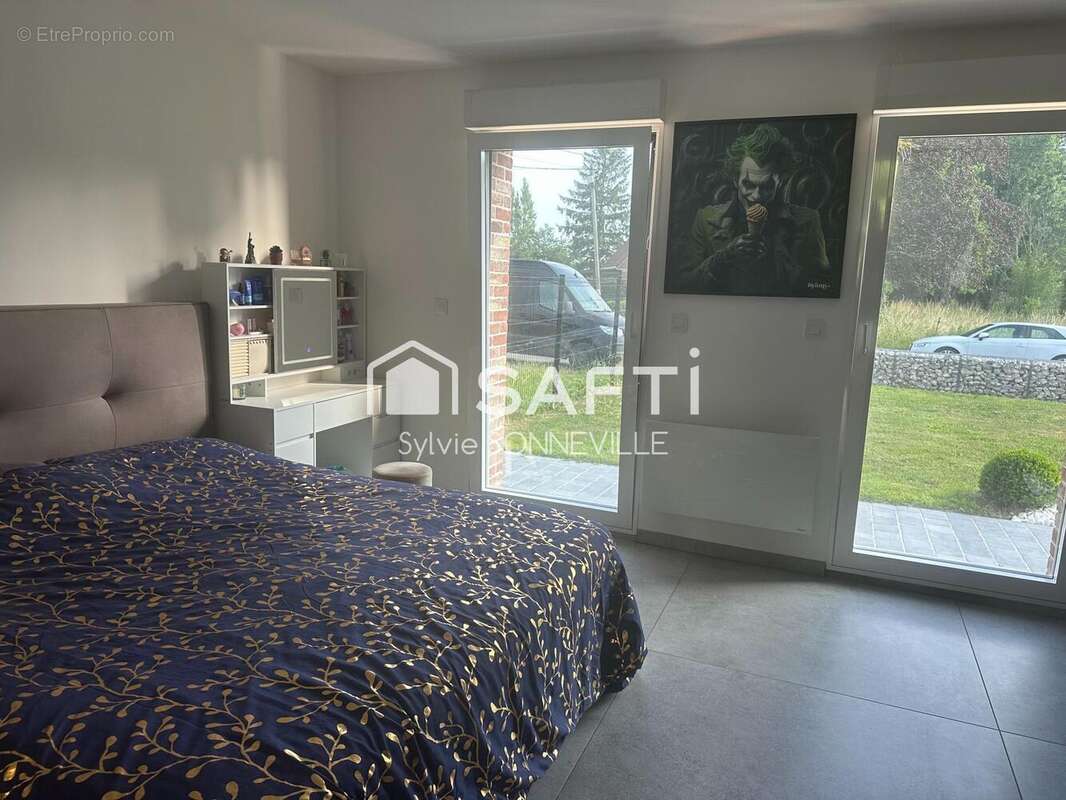 Maison 255 m² à Millam  - photo 5