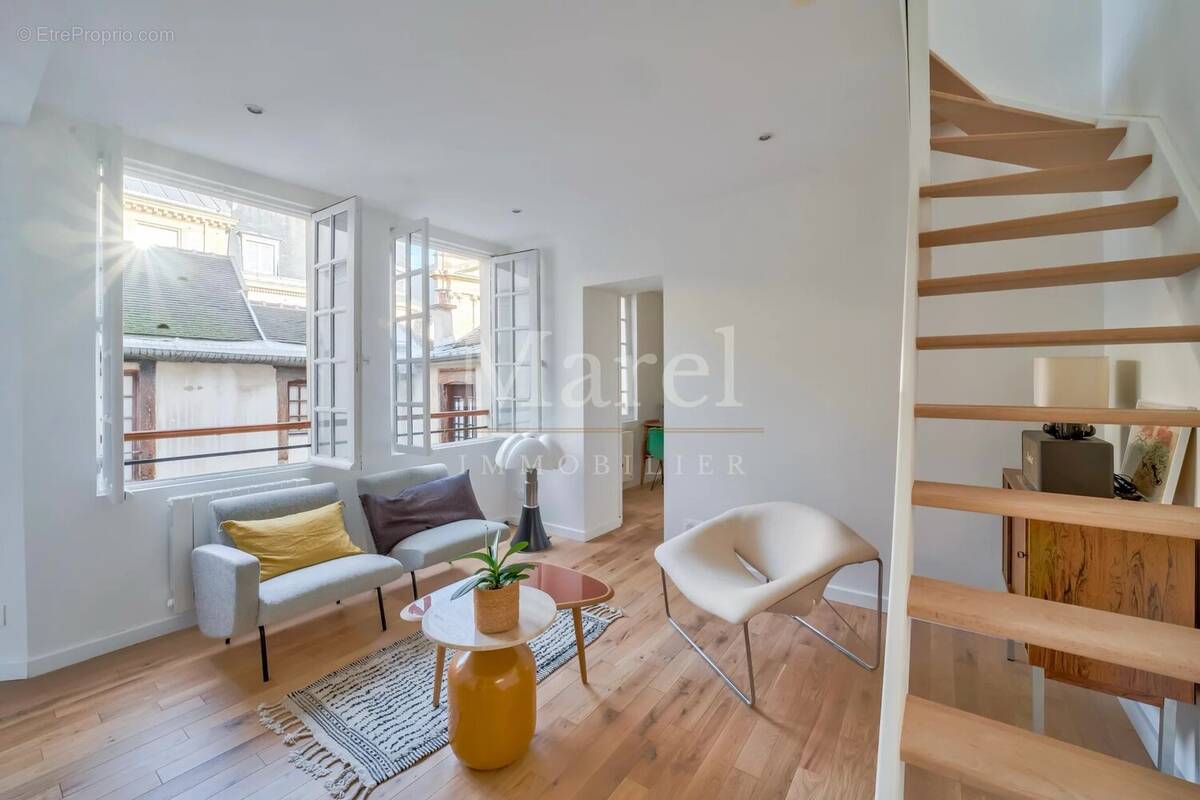 Appartement à PARIS-4E